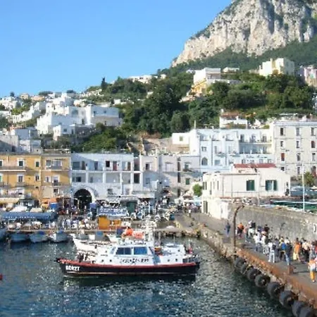 Aquarium Family 펜션