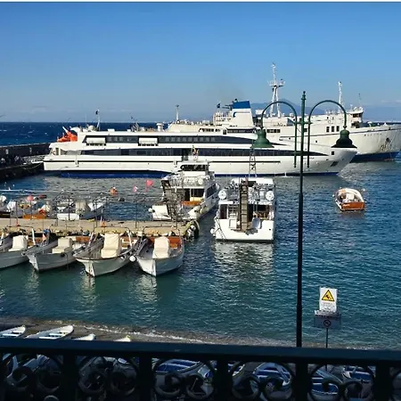 Aquarium Family 펜션 카프리